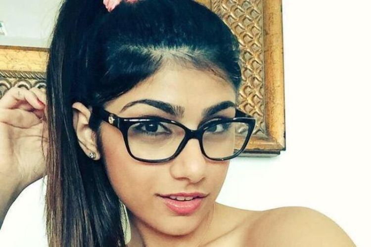Ancaman ISIS Bikin Mia Khalifa Pensiun dari Industri Film Porno