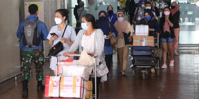 Ini Aturan Baru Naik Pesawat, Tunjukkan Tes PCR 3x24 Jam dan Sertifikat Vaksin