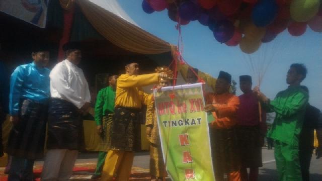 Bupati Lepaskan 7.032 Peserta Pawai Takruf
