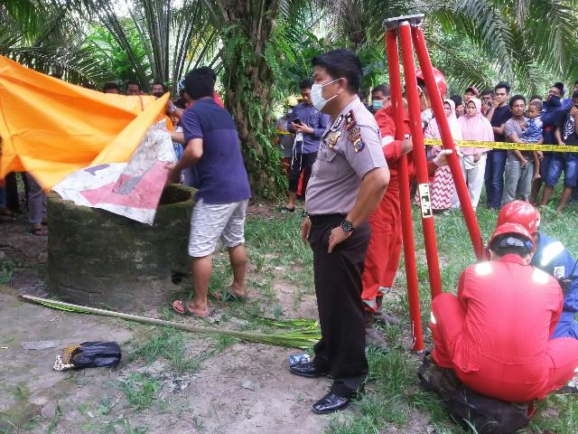 Mayat Dalam Sumur Tua Petapahan Kampar Korban Pembunuhan dan Pencurian Mobil