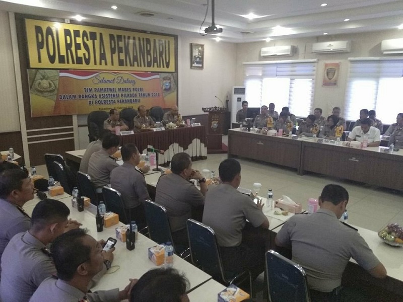 Lakukan Pengawasan Pilkada, Dua Mantan Kapolda Riau Datangi Polresta Pekanbaru