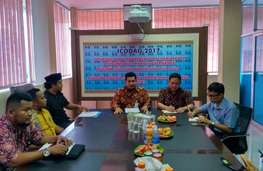 Prodi Ilmu Pemerintahan UIR Tuan Rumah ICODAG dan Kongres Kapsipi 2017