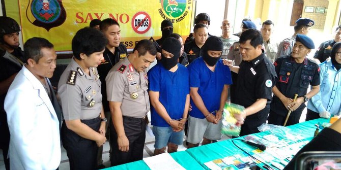 Disergap saat bawa 1 kg sabu naik Land Cruiser, bandar ditembak mati