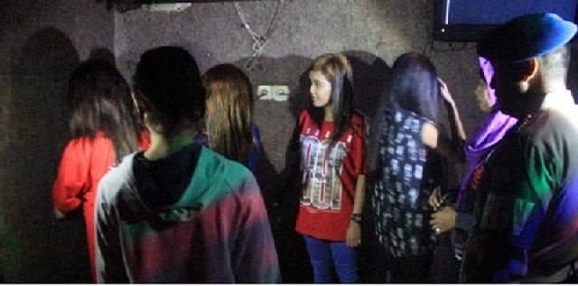 11 Wanita Malam Diamankan Polisi dari Dua Kafe di Telukkuantan