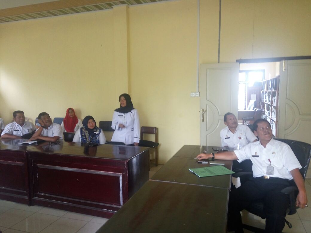 Disdik Berharap Penataan Arsip Guru kedepanya Bisa Terawetkan