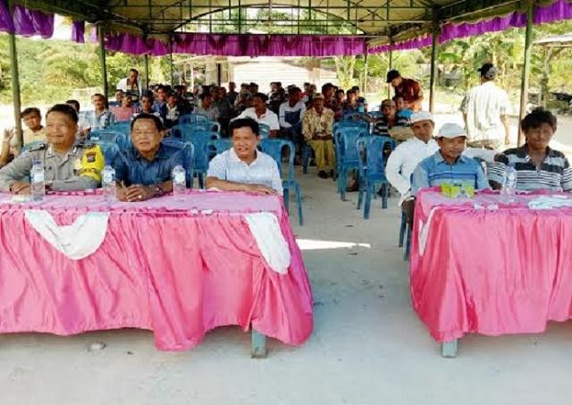 H Asmara Tampung Aspirasi Masyarakat di Desa Tasik Serai