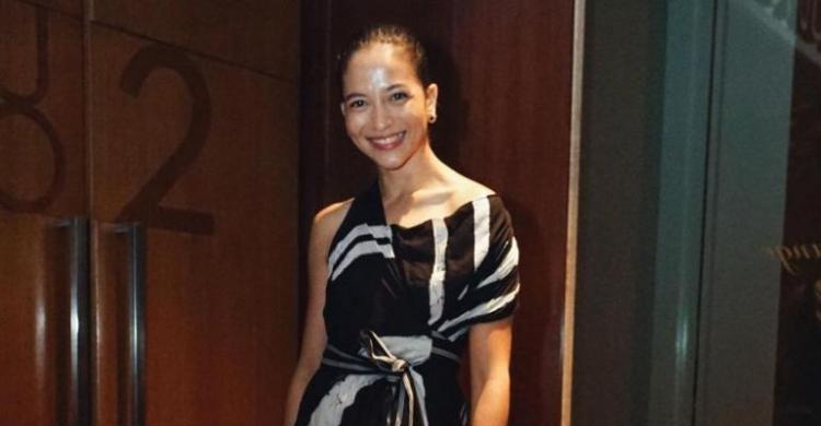 Putri Marino, Suami Bolehkan Beradegan Ranjang