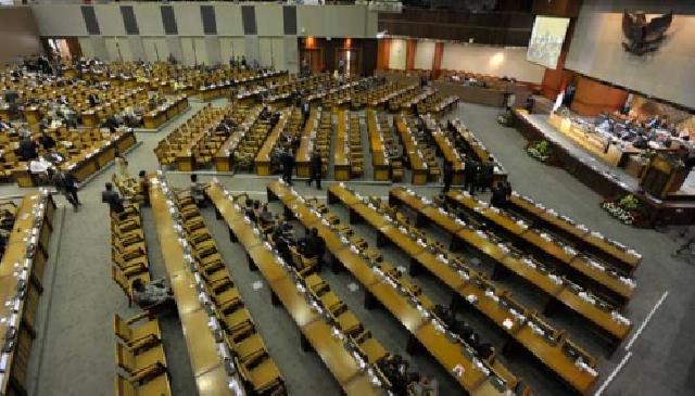 Para Artis yang Lolos ke Senayan