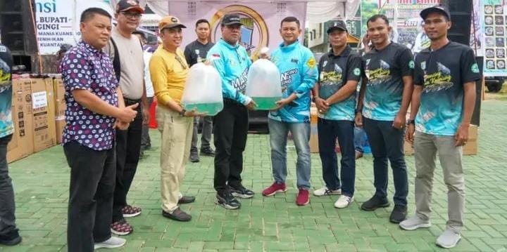 1.200 Pemancing Ramaikan Tribar Akbar Mancing Mania Kuansing, Bupati Suhardiman: Tingkatkan Ekonomi
