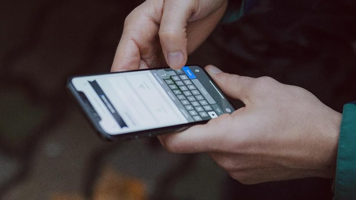 Ini Ciri-ciri Ponsel Dikloning Orang Lain, Harus Waspada!