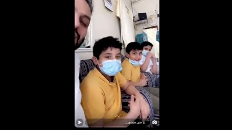 Rambut Ibunya Rontok Gara-Gara Kanker, Lihat Apa yang Dilakukan Lima Anak Laki-lakinya