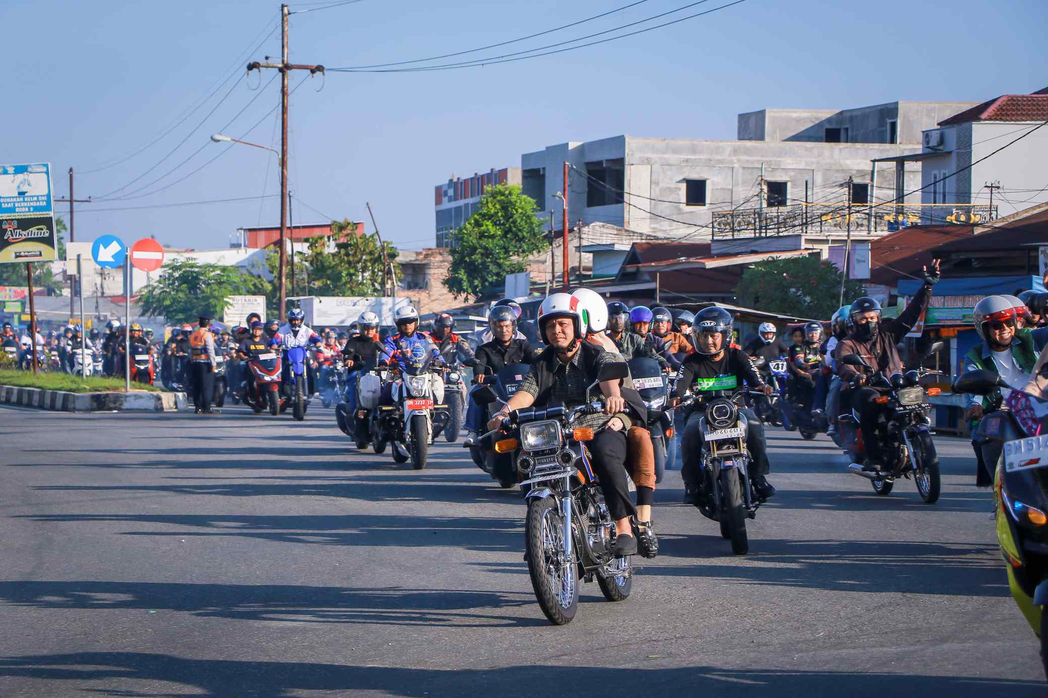 Raun-Raun Bareng Wako Agung Diikuti Ribuan Rider, Perkenalkan Ikon-ikon Pekanbaru