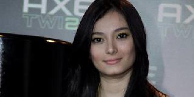 Baju Pengantin Calon Istri Donnie Dirancang Asmirandah