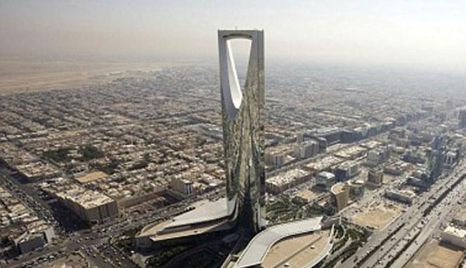 Ibu Kota Arab Saudi Diserang Rudal