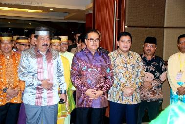 Gubernur Riau Perkenalkan JE ke Masyarakat