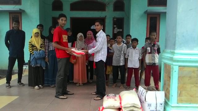 Kebiasaan MAN 1 Pekanbaru Setelah dan Sesudah UN, Beri Santunan Panti Asuhan