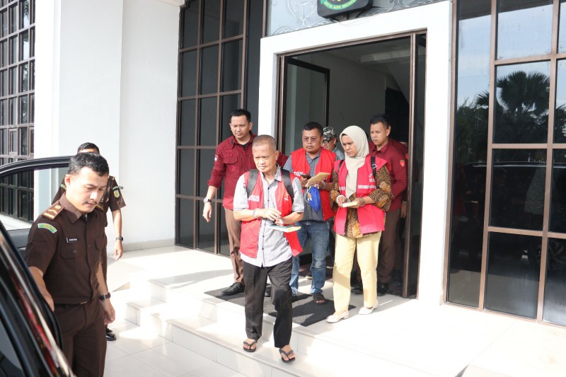 Korupsi Pupuk Subsidi, Kejari Bengkalis Tahan Tiga Tersangka dan Salah Satunya PNS