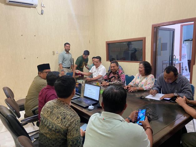 Abdul Wahid Penuhi Panggilan Bawaslu Terkait Laporan Dugaan Pelanggaran Kampanye