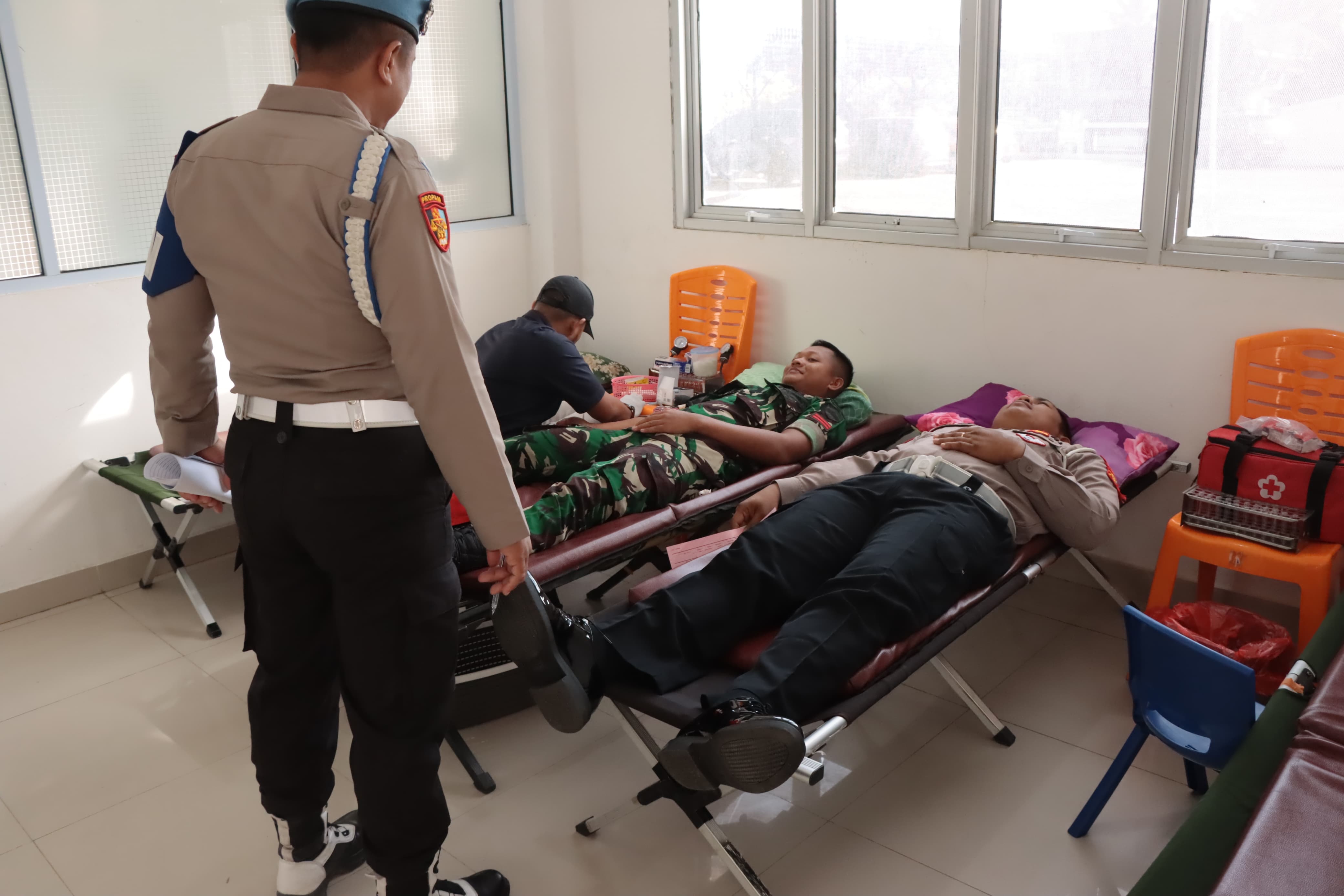 Jelang Pilkada, Polres Kampar Gandeng PMI Gelar Donor Darah, Dapat Puluhan Kantong