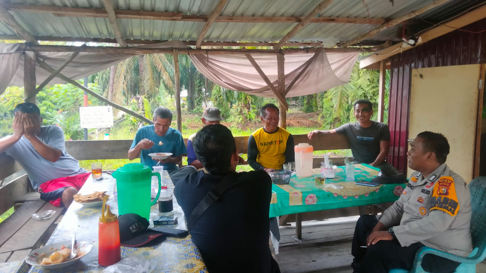 Polsek Bungaraya Ajak Warga Dukung Kamtibmas Jelang Pilkada di Dayang Suri