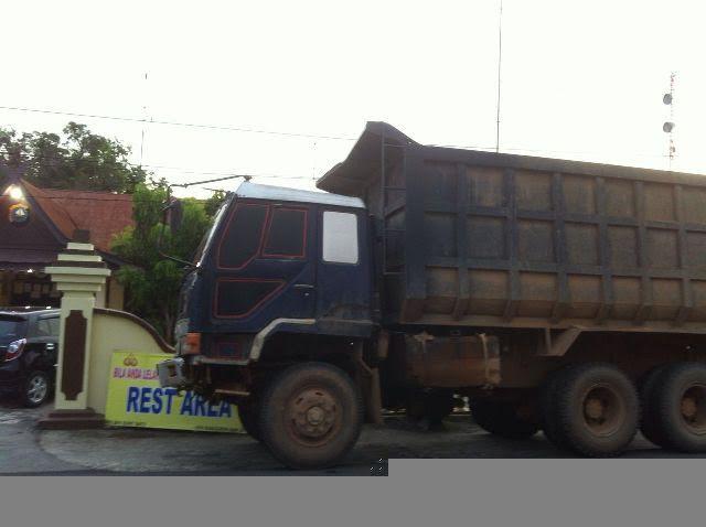 Polsek Bukit Batu Amankan 1 Unit Dump Truk dan 1,5 ton Besi