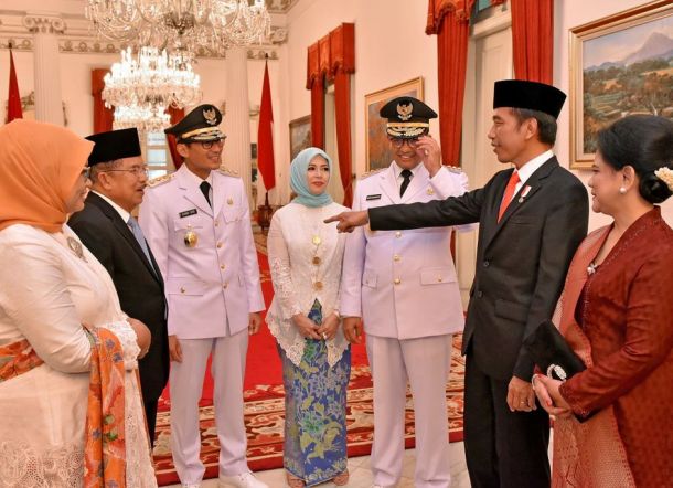 Apa Maksud Jokowi Bilang Hati-hati Tahun 2024 ke Sandiaga Uno