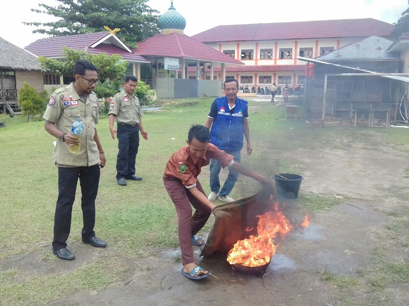 Tagana Go To School, Siswa/i SMK Al Izhar Pekanbaru Diajak Waspadai Bencana