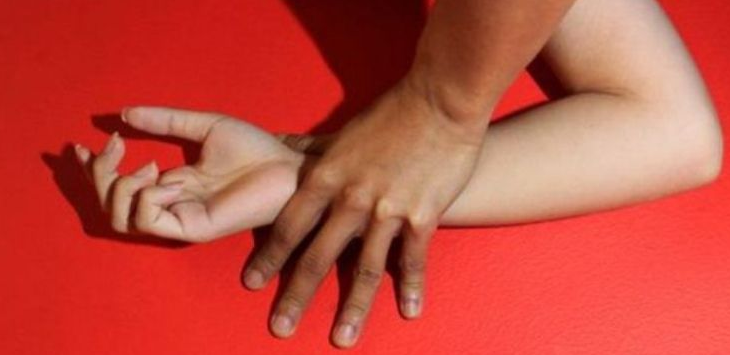 Asik Mesum di Kamar Mandi Mushola, Oknum Guru Digerebek Warga