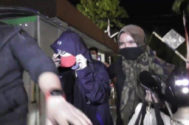 Artis Cantik FTV 'HH' Ditangkap di Kamar Hotel Bareng Pria Tajir