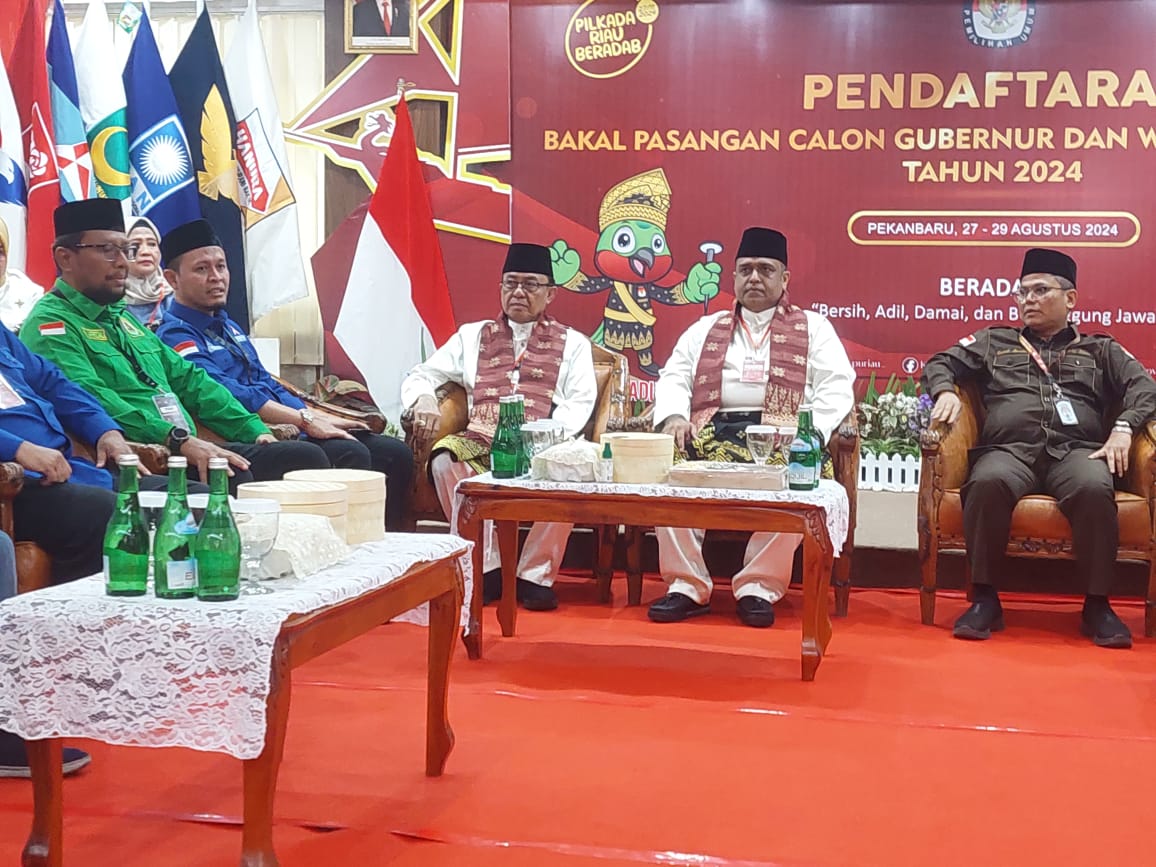 Agung Nugroho Antar Nasir-Wardan Mendaftar ke KPU Riau, Tegaskan Dukungan Penuh