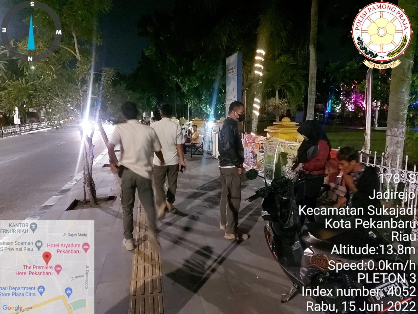 Berduaan di Tempat Penerangan Minim, Satpol PP Bubarkan Pasangan Muda-mudi