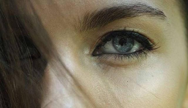 Beragam Cara Hilangkan Mata Panda