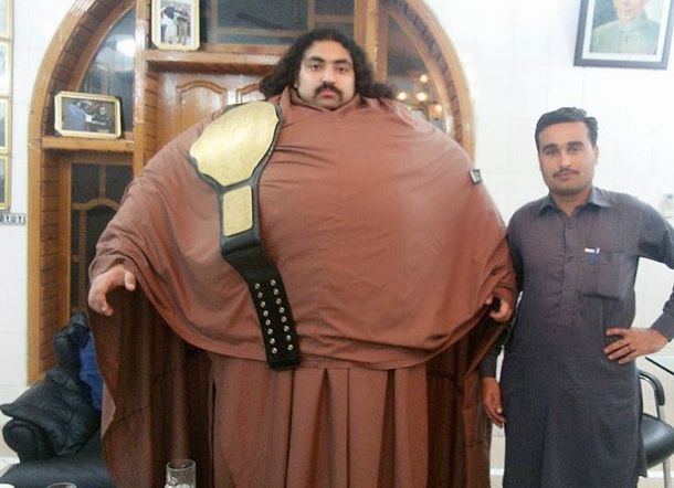 Tolak 300 Wanita karena Takut Meremukkannya, Hulk Pakistan Cari Pacar Minimal BB 101 Kg