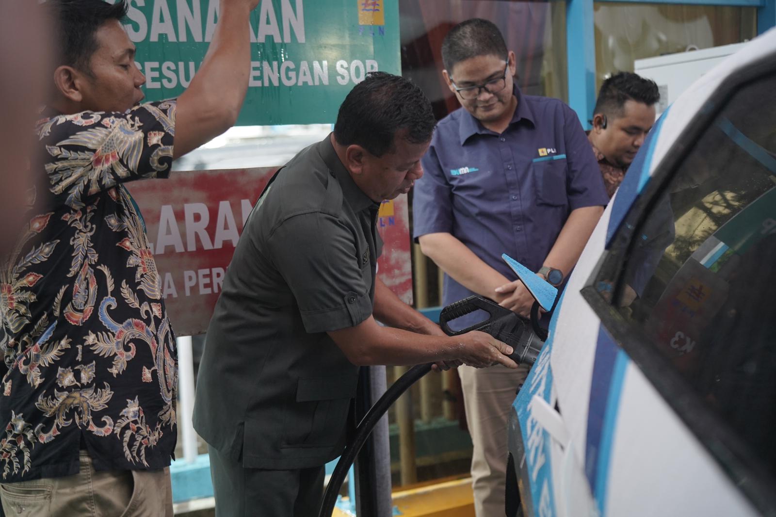 Rampungkan Pembangunan, PLN Operasikan SPKLU Pertama di Kuansing Riau