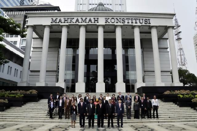 Ini dia Pemilik gelar terbanyak daftar seleksi hakim MK