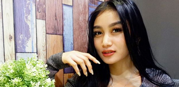 ‘Pamer’ Belahan Dada di Photoshoot Terbaru, Pamela Safitri Panen Hujatan