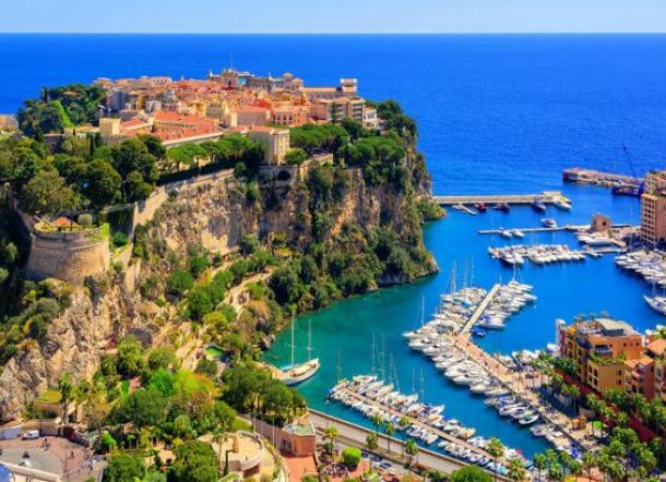 Kematian akibat Covid-19 di Amerika Serikat Sudah Setara Jumlah Penduduk di Negara Eropa Ini