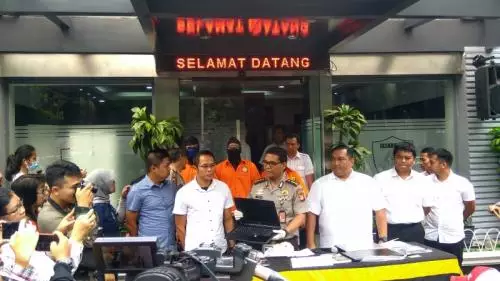 Ini Modus Hacker Asal Surabaya Retas Ribuan Situs di 44 Negara