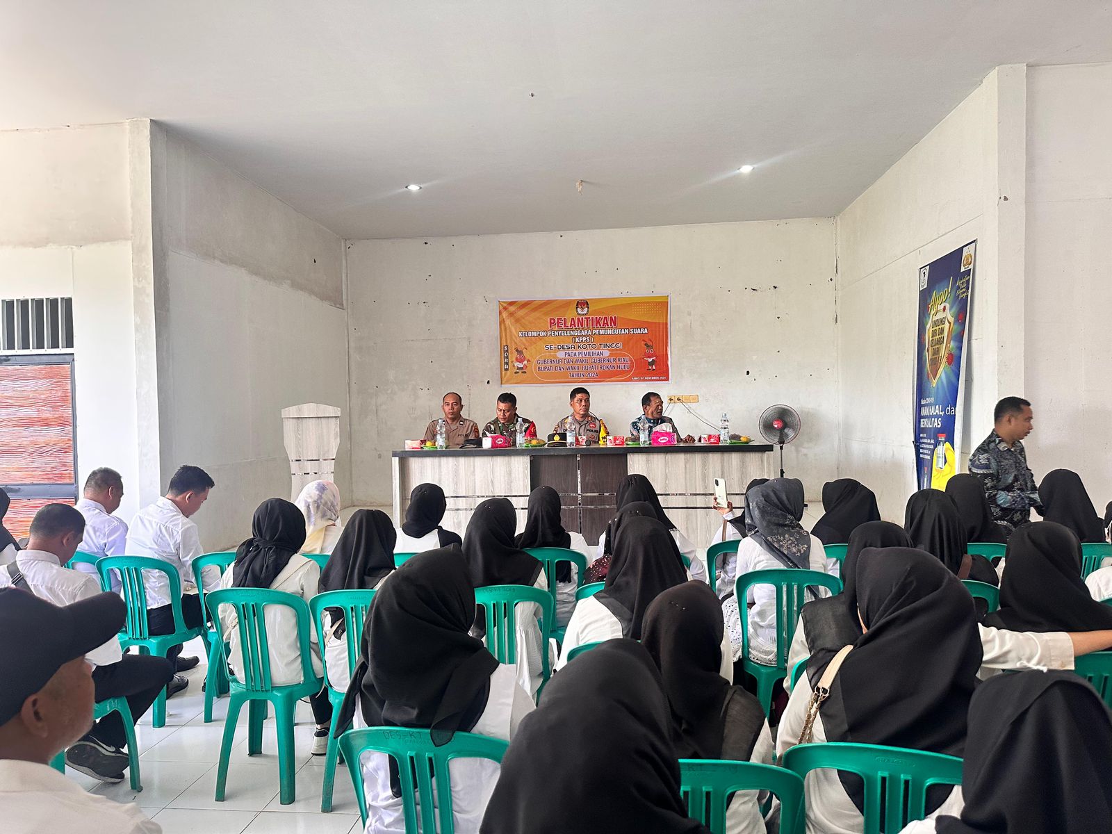 Kapolsek Rambah Gelar Cooling System Ciptakan Kondusifitas Pilkada di Desa Koto Tinggi