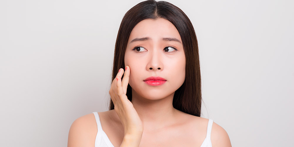 Cara Menghilangkan Bekas Jerawat Hitam di Pipi yang Membandel