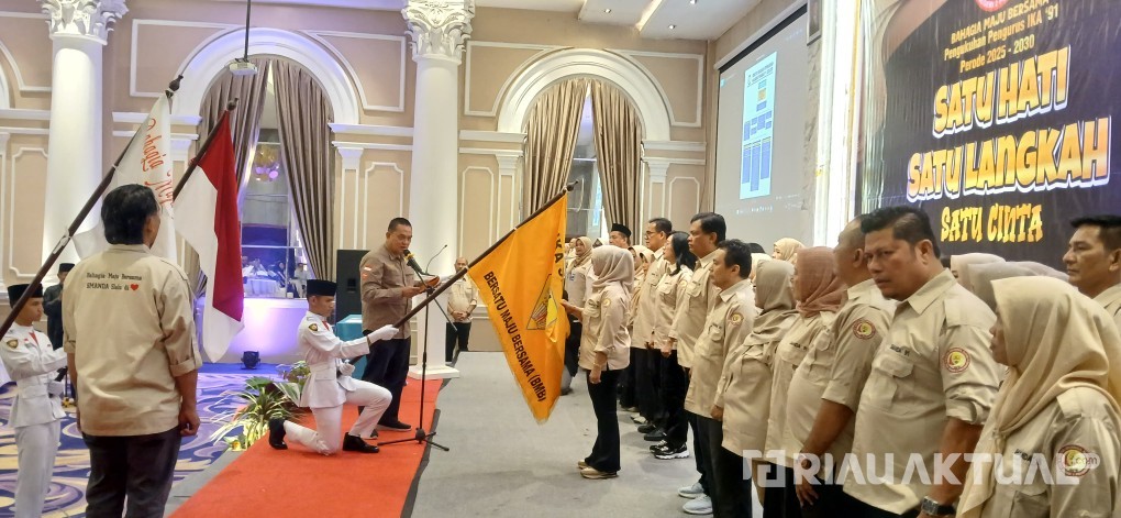 Dihadiri Agung Nugroho, Amran Lantik Pengurus Alumni SMANDa Pekanbaru Angkatan 91