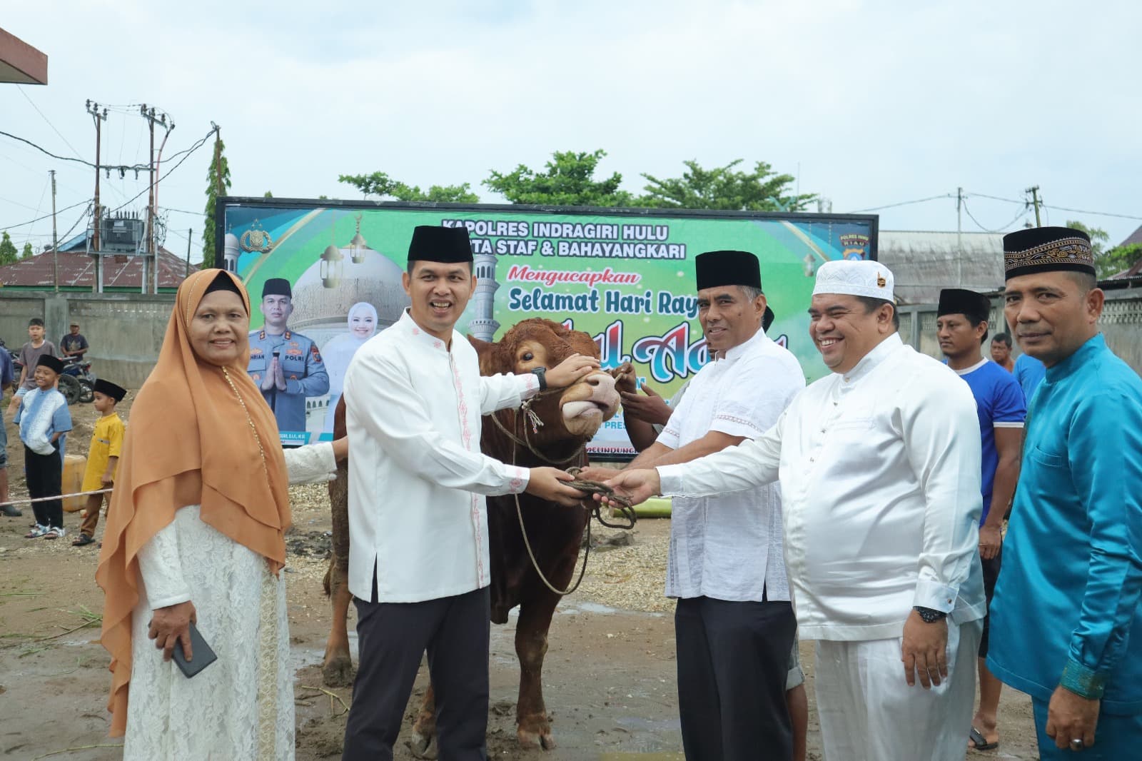Polres Inhu Resmi Gunakan Mesjid Baru Al-Fakhri dan Potong Hewan Qurban