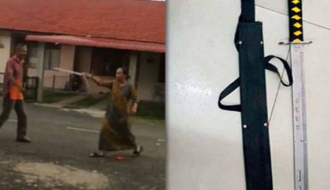 Heboh Wanita Acungkan Samurai Saat Adu Mulut dengan Tetangga