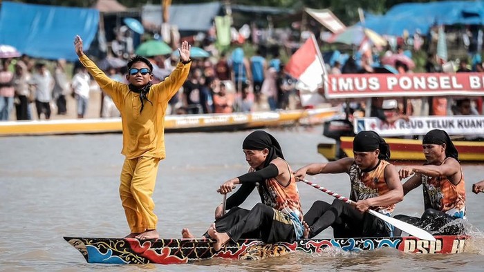 PalmCo Dukung Pacu Jalur di Kuansing, Siap Jaga Warisan Budaya Nusantara