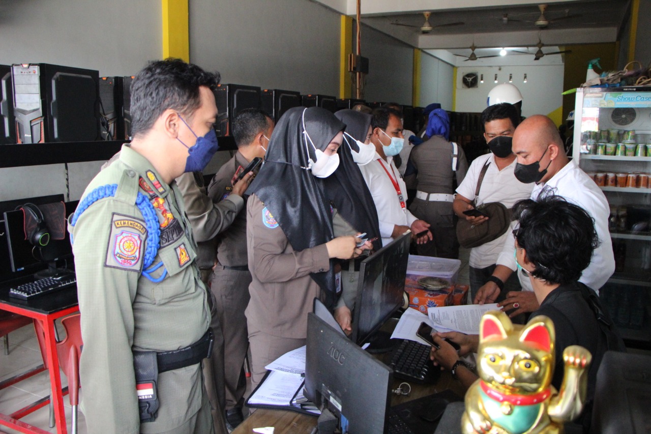 Tim Pengawas Sektor Non Esensial Kota Pekanbaru Sudah Layangkan 30 Surat Teguran
