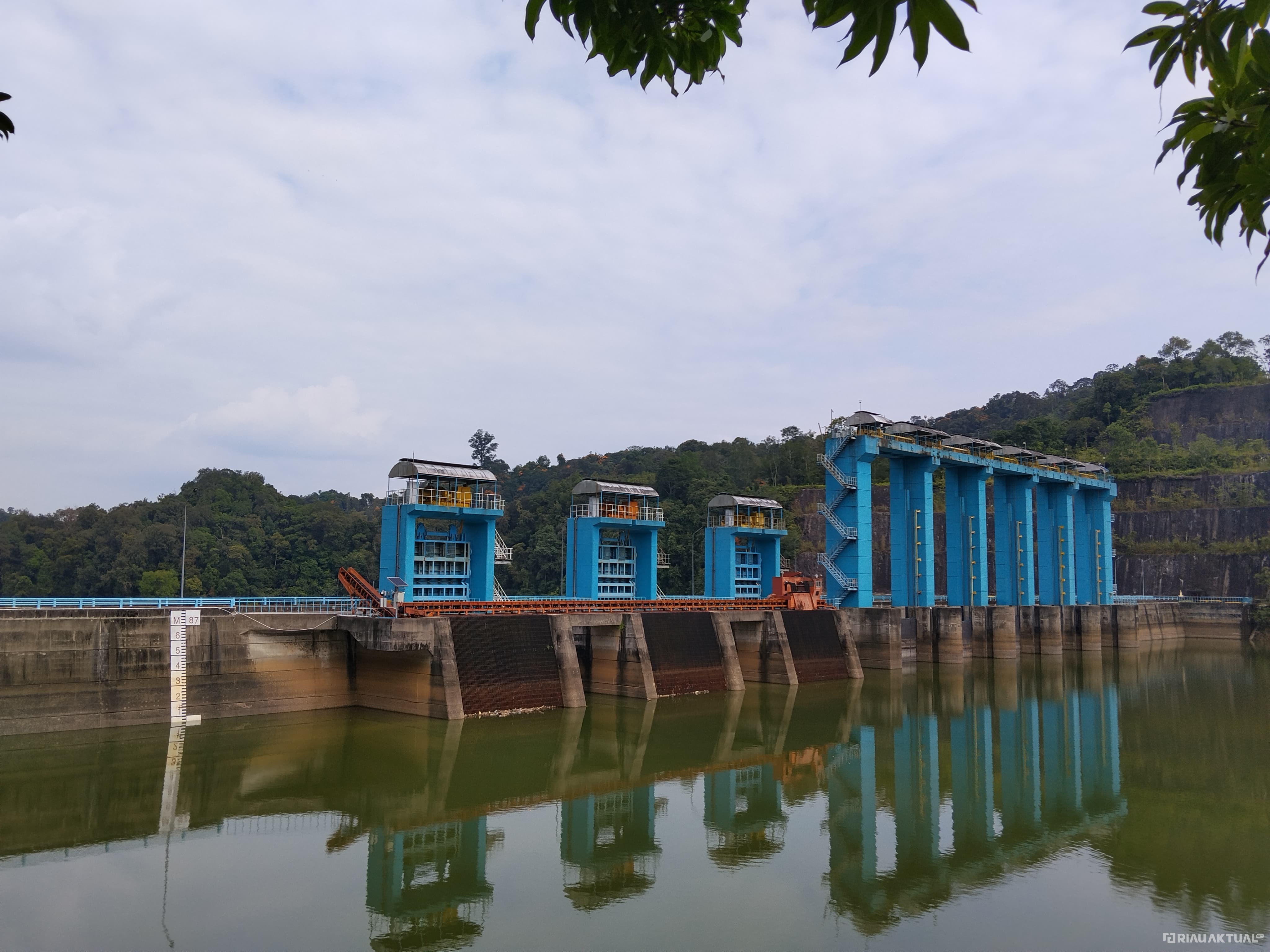 Elevasi Waduk PLTA Koto Panjang Turun, Pagi Ini Mencapai 80.36 MDPL