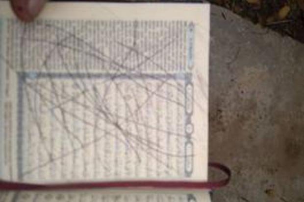 Posting Foto Menginjak dan Corat-Coret Alquran Pemuda Ini Diringkus Polisi