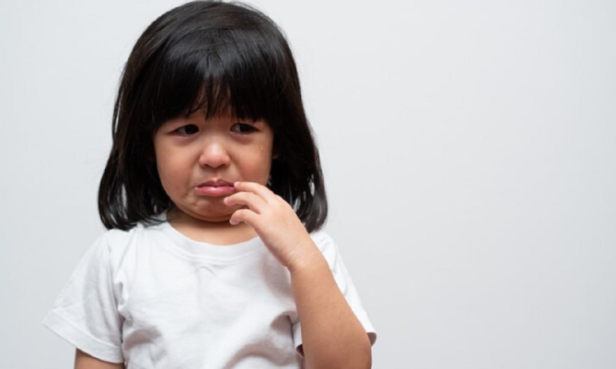 Ini Tips Mengatasi Anak Tantrum di Tempat Umum