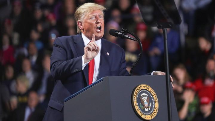 Ngaku Dibisikin Para Jenderal, Trump Duga Ledakan Lebanon Serangan Bom