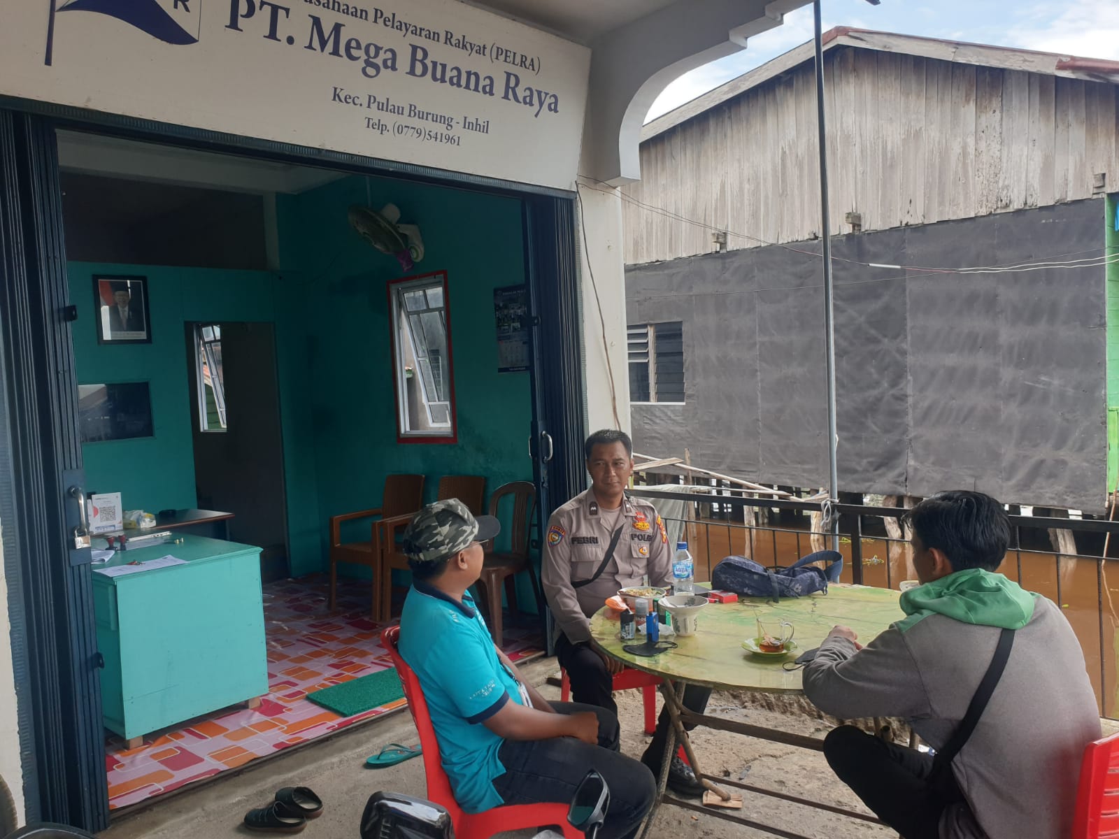 Cooling System, Kanit Binmas Polsek Pulau Burung Ciptakan Pemilu Damai di Tempat Keramaian
